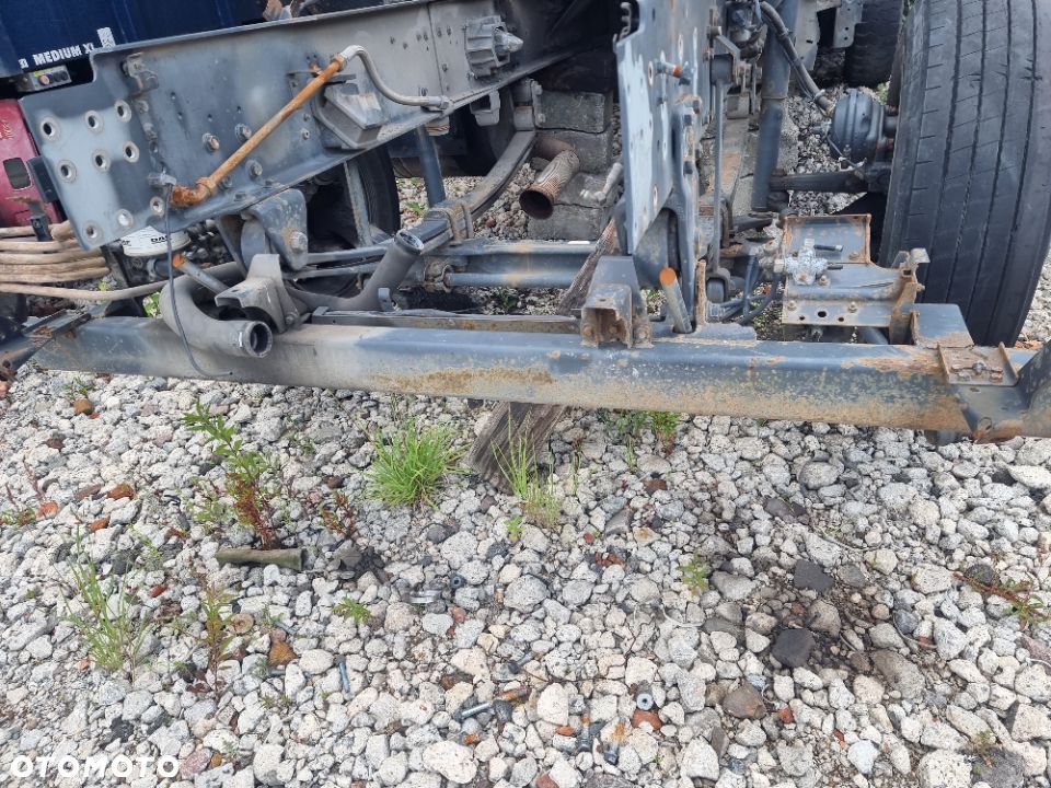 Przednia belka Daf CF - 1