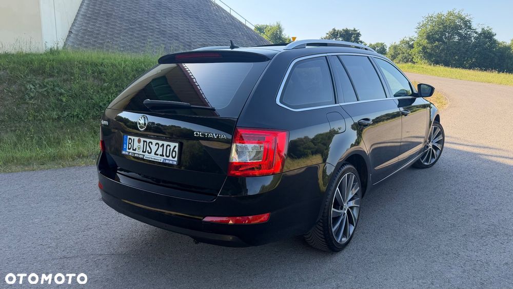 Skoda Octavia 2.0 TDI DSG Clever - 2