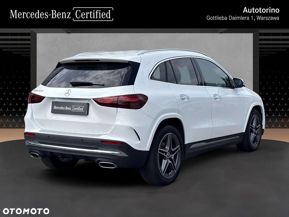 Mercedes-Benz GLA - 6