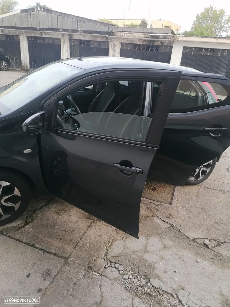 Toyota Aygo 1.0 X-Play Plus MM - 4