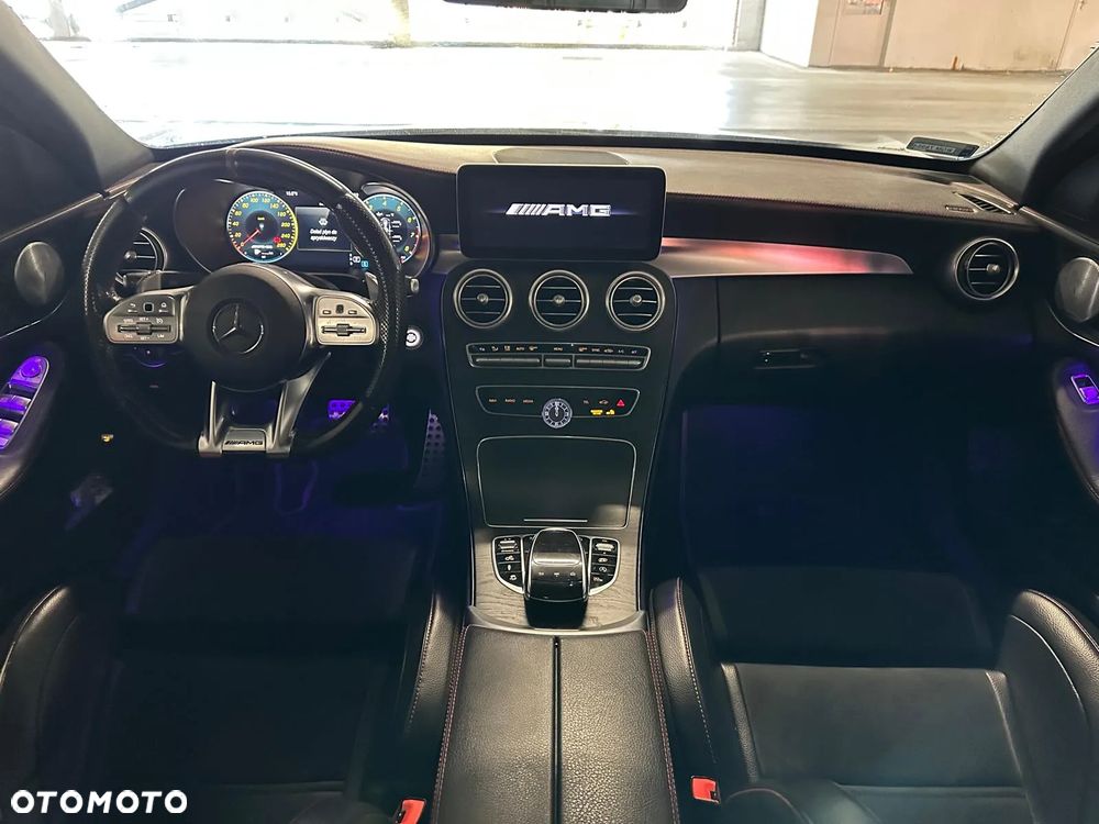 Mercedes-Benz Klasa C 43 AMG 4MATIC - 25