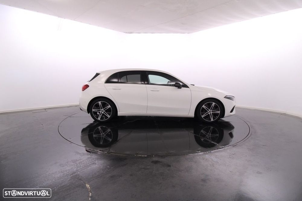 Mercedes-Benz A 180 d Progressive Aut. - 10
