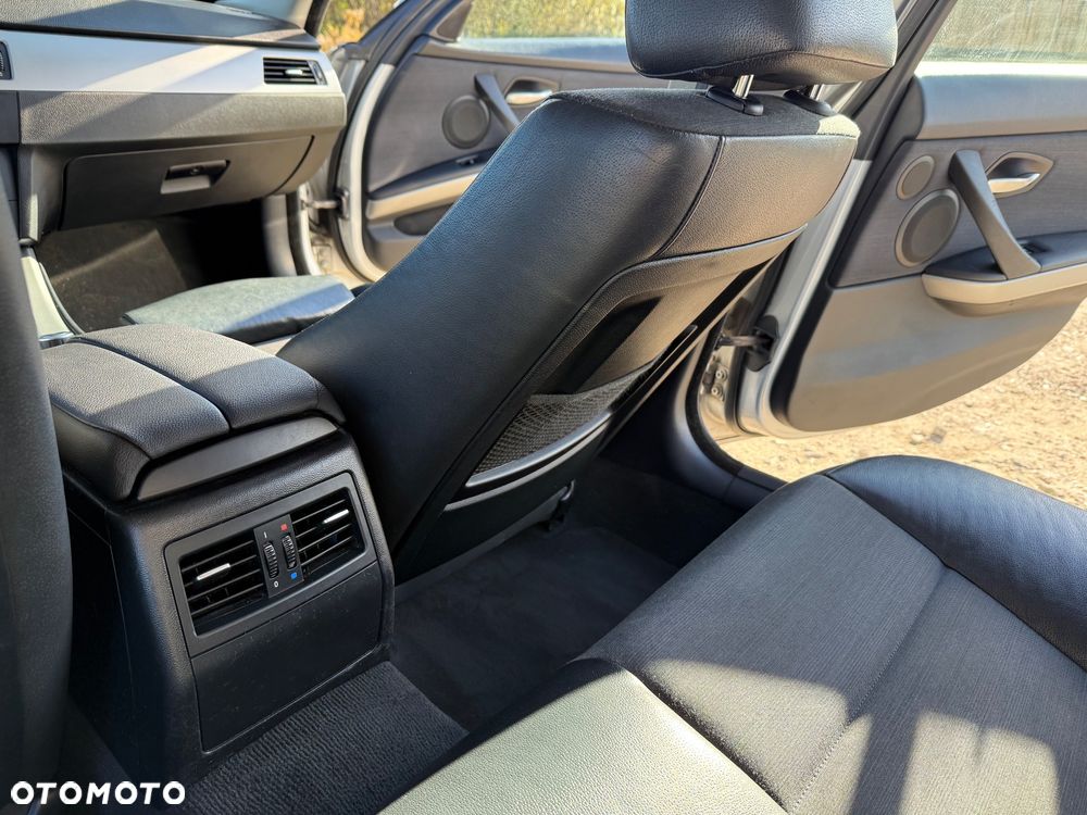 BMW Seria 3 320d - 14