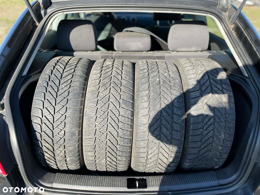 Audi A3 3-drzwiowe 1.9 TDI Attraction - 2