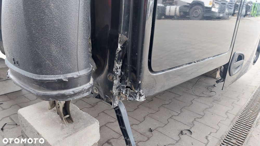 MERCEDES AROCS ACTROS MP4 KABINA STREAM SPACE WĄSKA 2,30 - 5