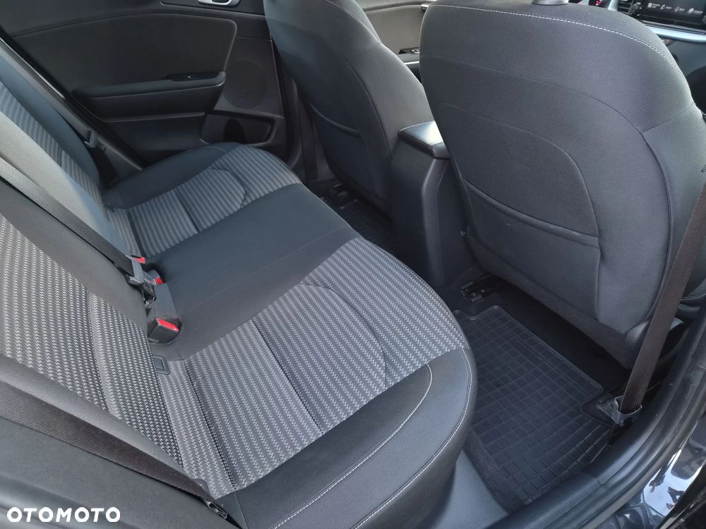 Kia Ceed 1.5 T-GDI M - 24