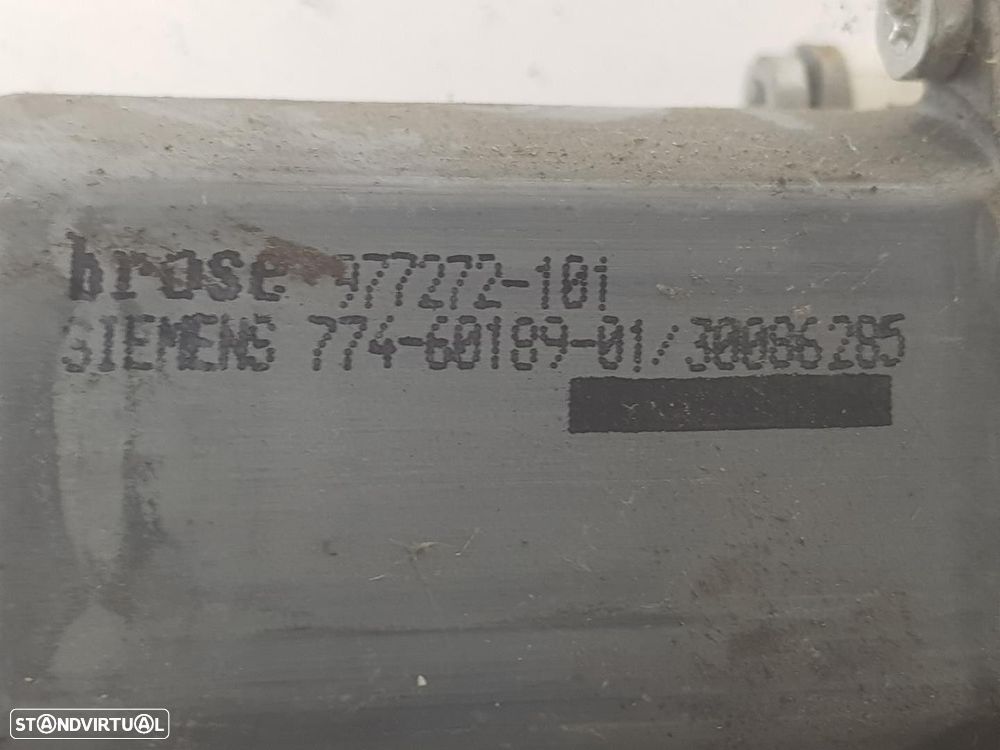 MOTOR ELEVADOR DE VIDRO TRASEIRO DIREITO AUDI Q7 2006 -4L0959802B - 1