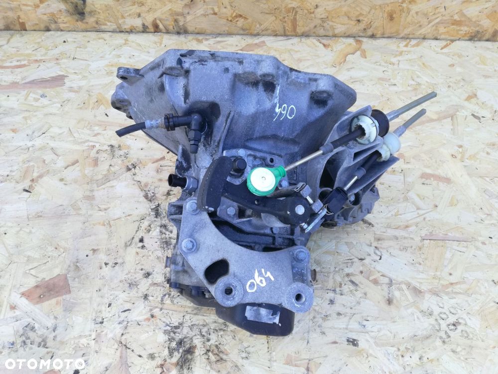 opel corsa e skrzynia biegów b3ls374 manualna 5-bieg 1.4 benzyna 75km 2017r - 5