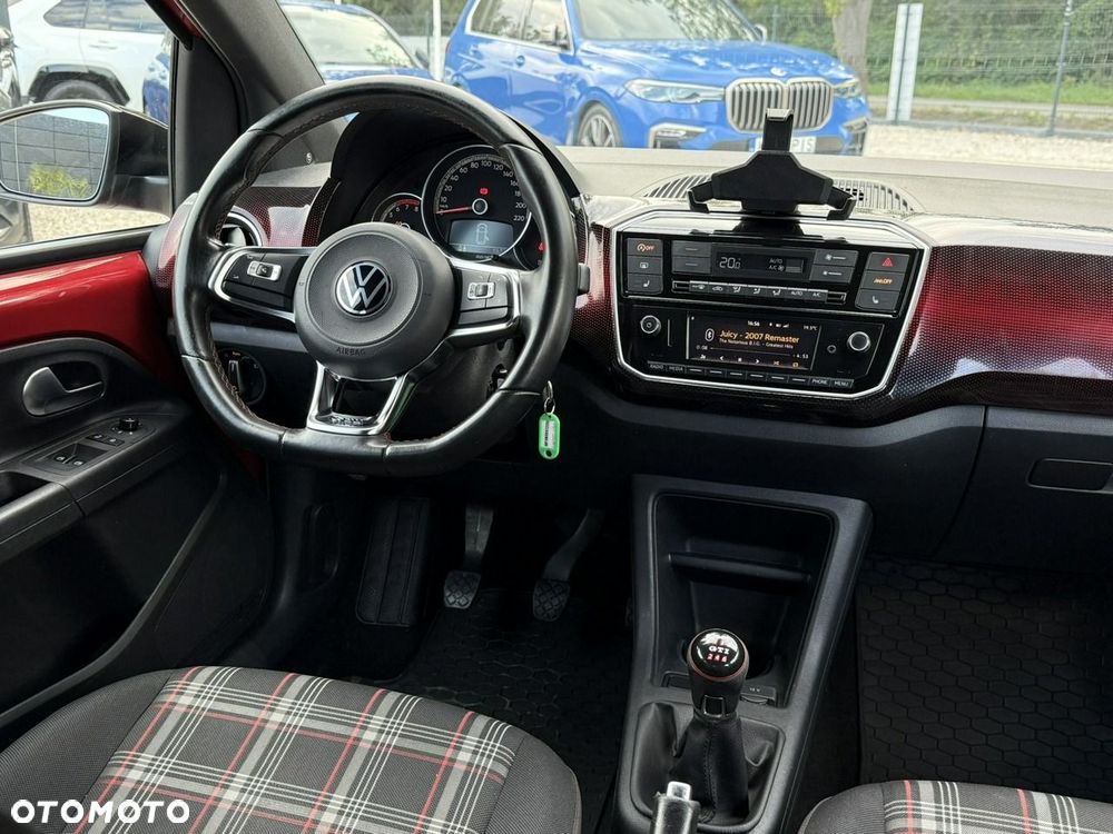 Volkswagen up! 1.0 TSI GTI - 21