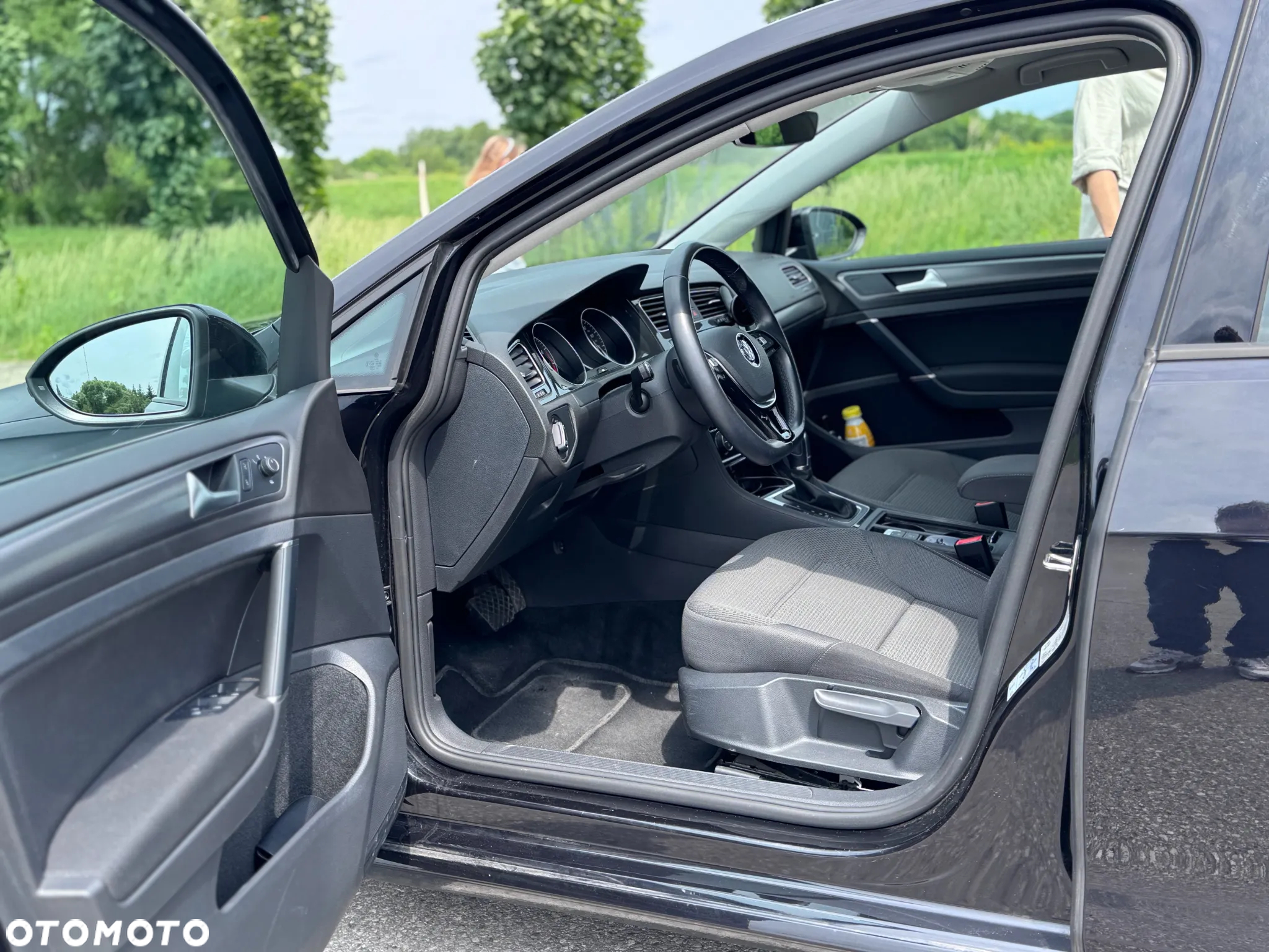 Volkswagen Golf VII 1.5 TSI BMT Comfortline DSG - 9