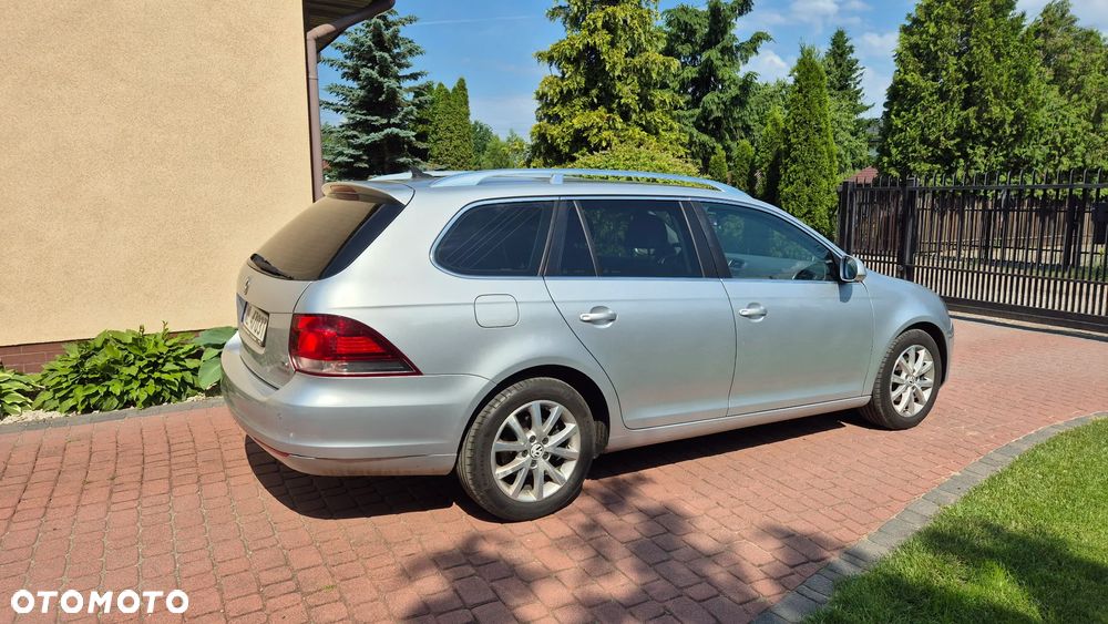 Volkswagen Golf 1.6 TDI DPF BlueMotion - 10