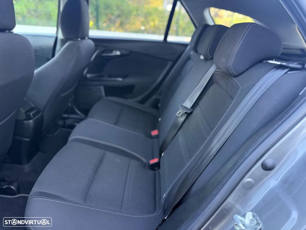 Fiat Tipo Station Wagon 1.3 M-Jet Street - 9