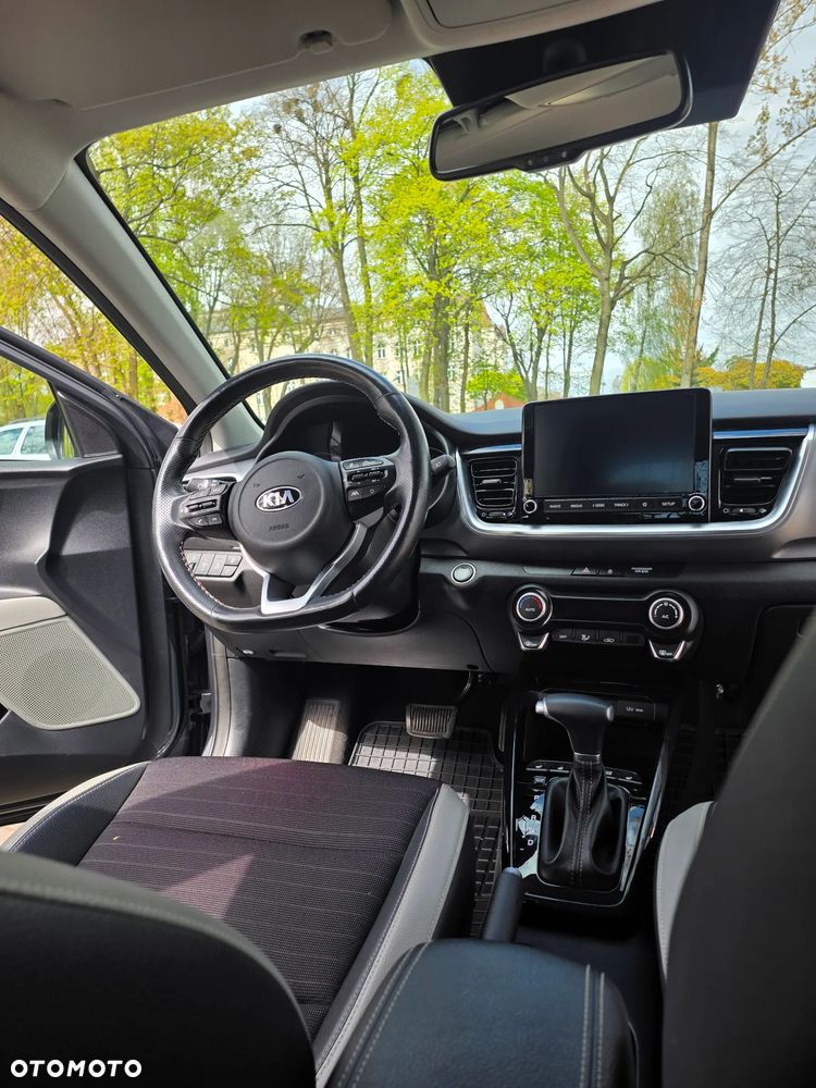 Kia Stonic 1.0 T-GDI L DCT - 8