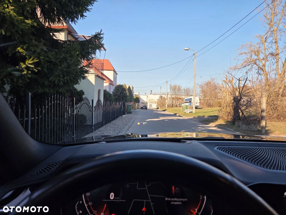 BMW Seria 3 320d M Sport - 14