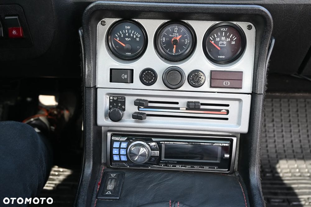 Porsche 924 Standard - 17