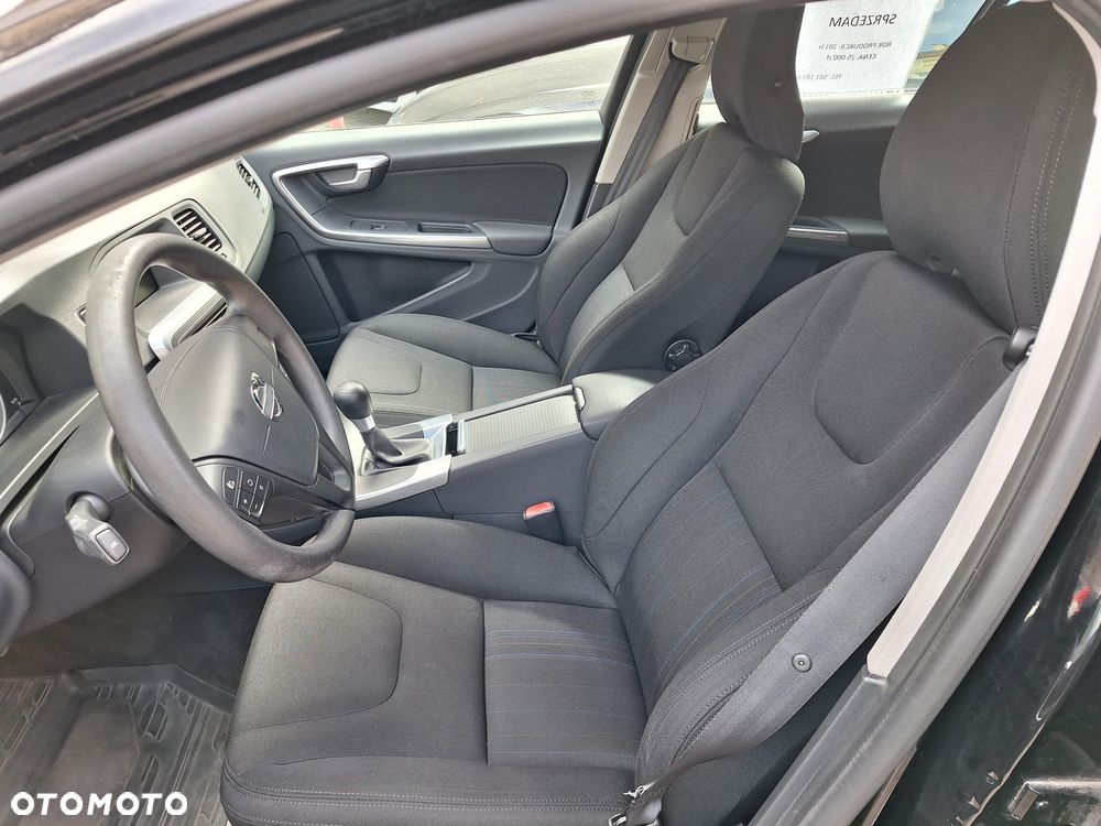 Volvo V60 D2 Edition - 12