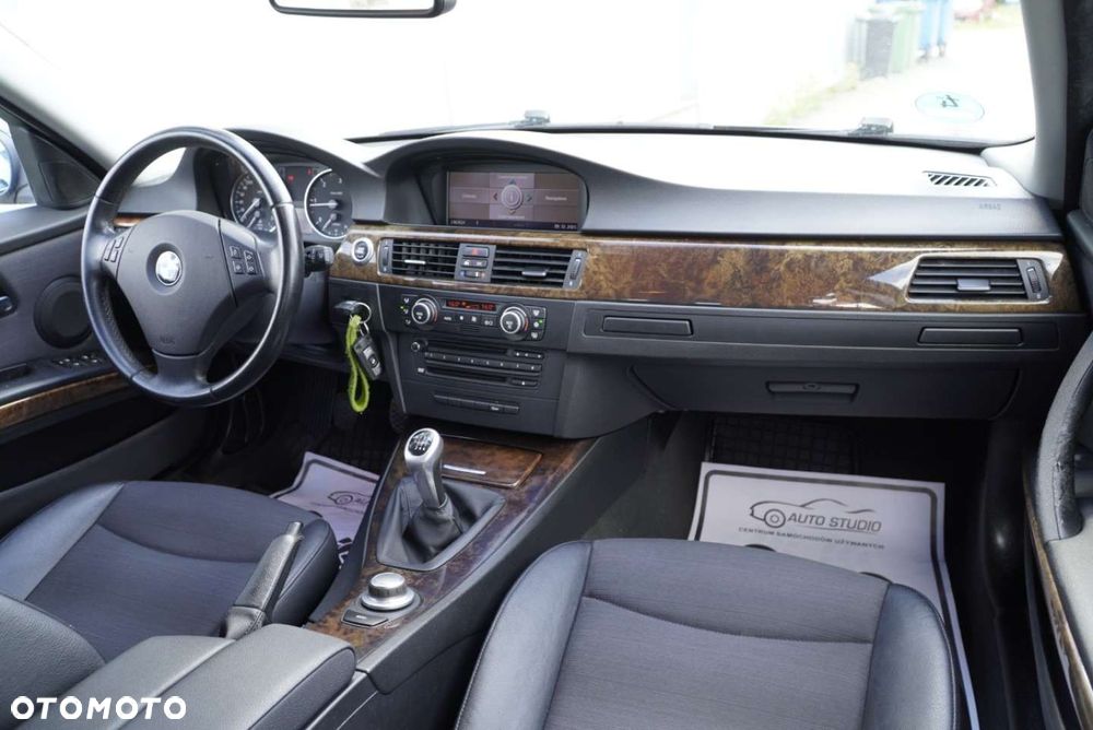 BMW Seria 3 320d DPF - 10