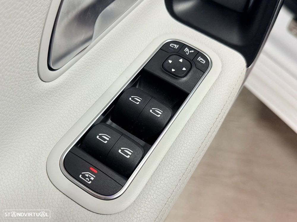 Mercedes-Benz A 160 AMG Line - 21