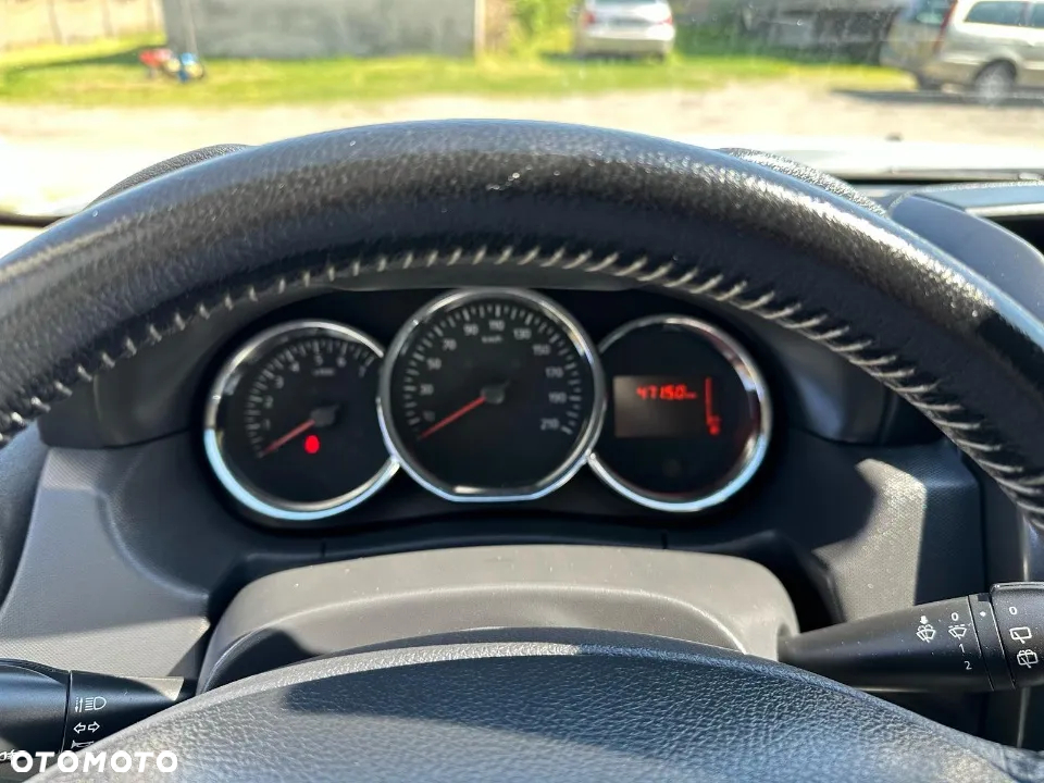 Dacia Duster 1.2 TCe Laureate - 13