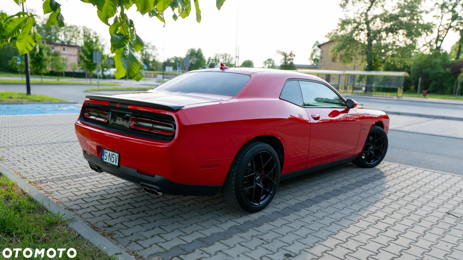 Dodge Challenger - 7