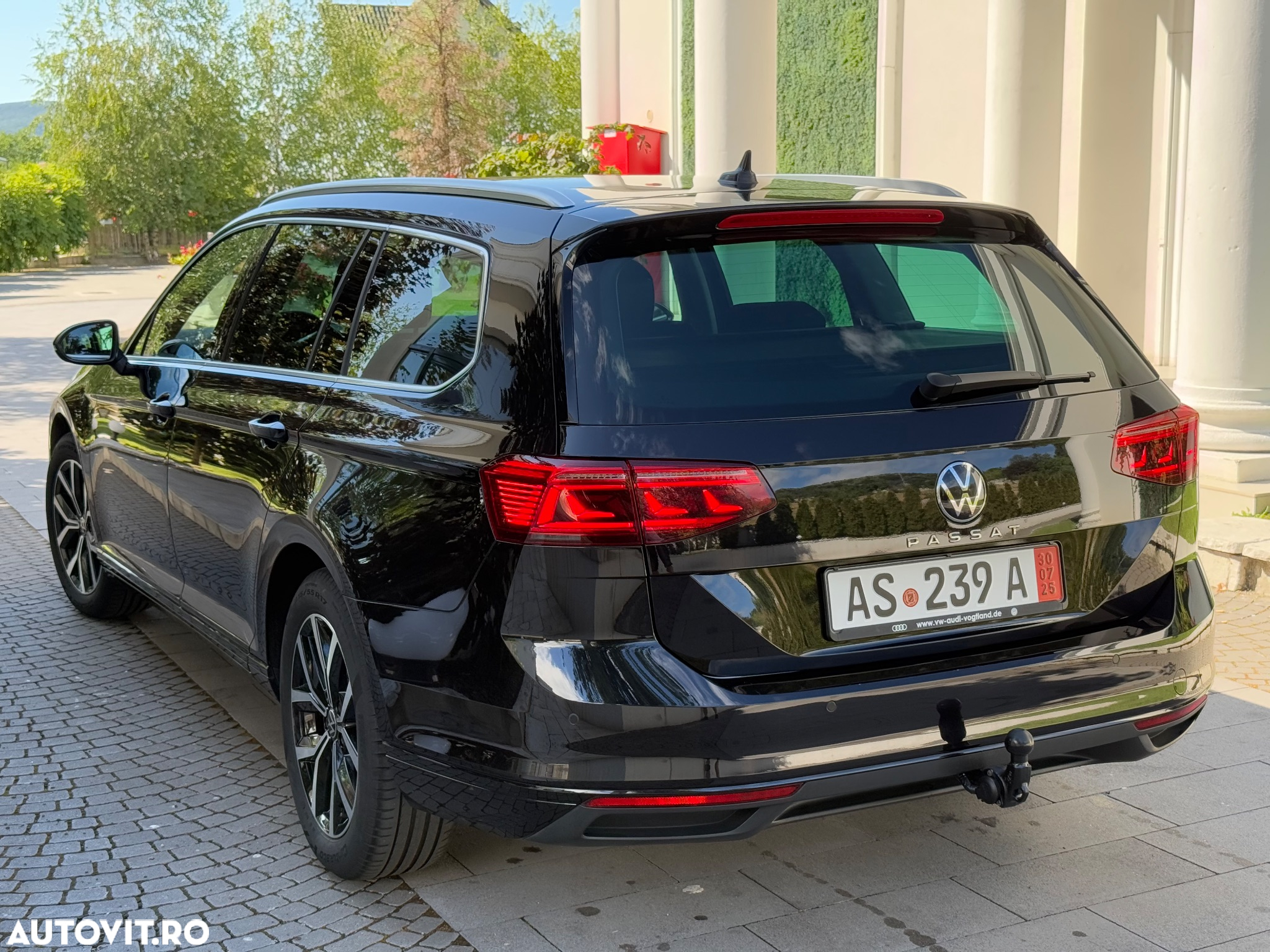 Volkswagen Passat Variant 2.0 TDI DSG Business - 4