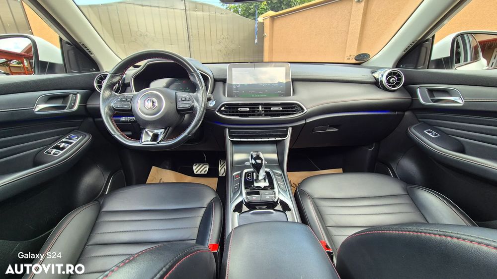 MG EHS Luxury - 36