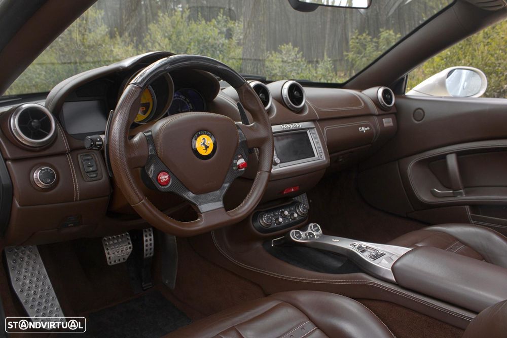 Ferrari California F1 - 16