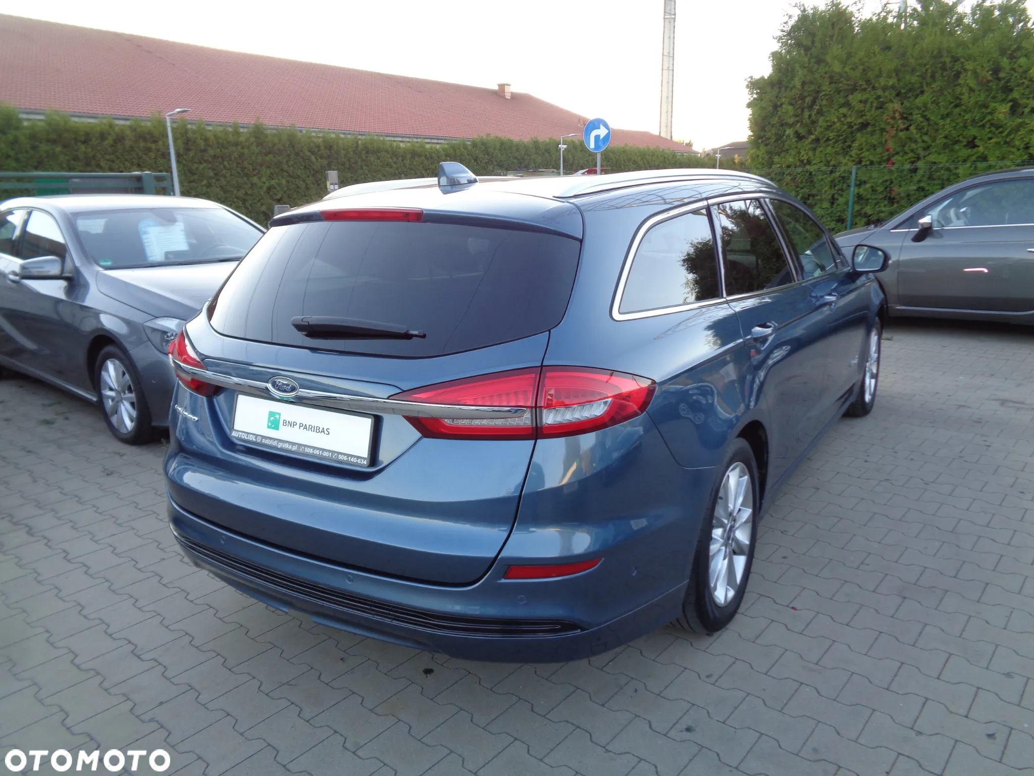 Ford Mondeo - 8