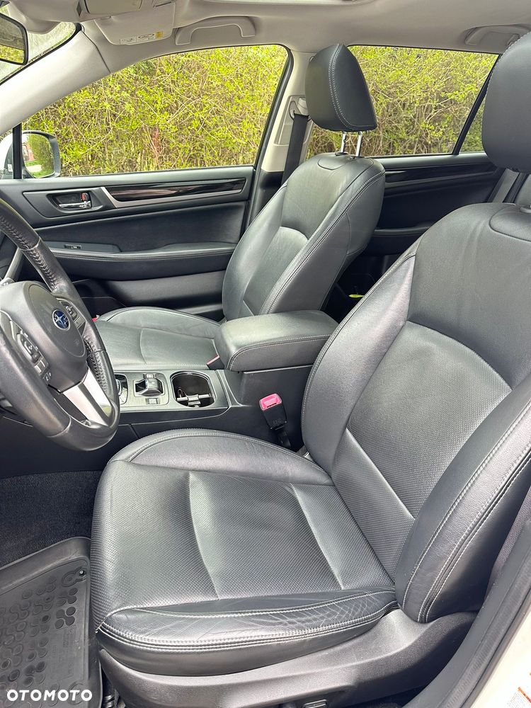 Subaru Legacy - 10