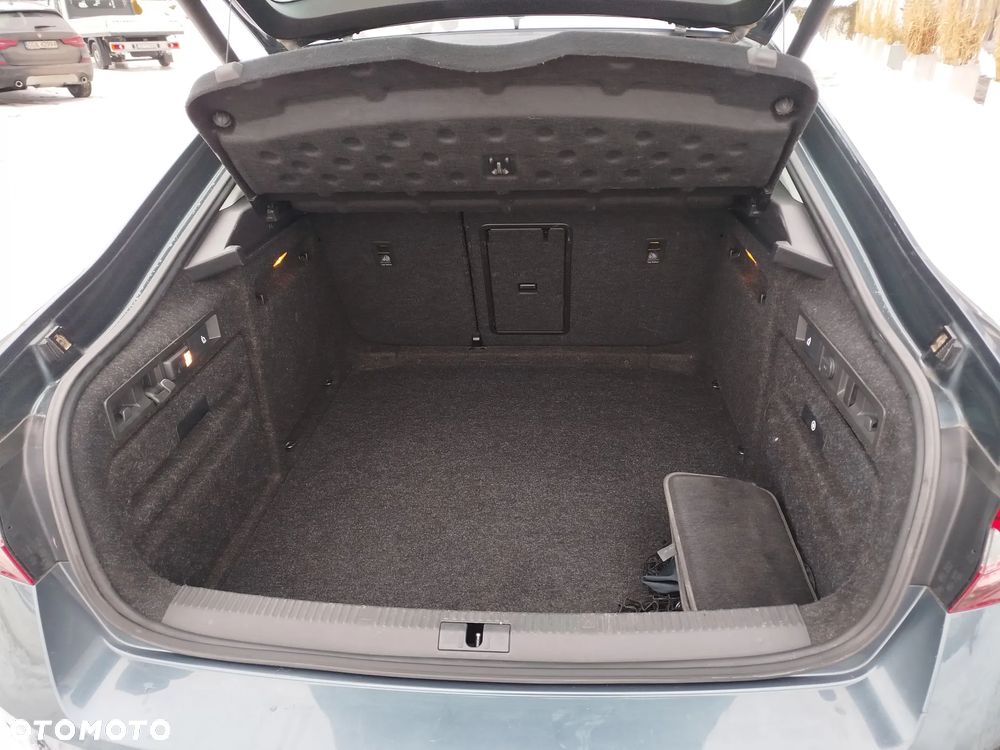 Skoda Superb 2.0 TDI 4x4 L&K DSG - 11