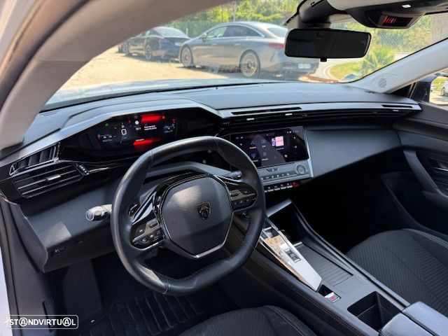 Peugeot 308 SW BlueHDi 130 EAT8 Business - 23
