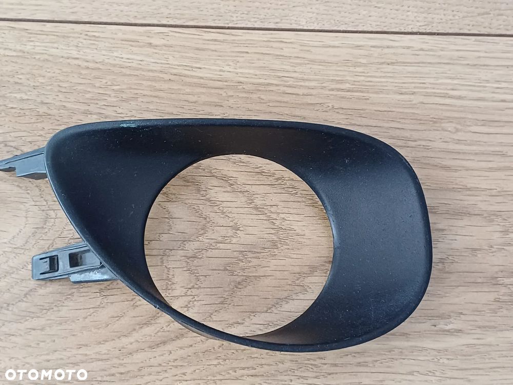 TOYOTA YARIS II 06-08 KRATKA HALOGENU PRAWA ORYGINAŁ 81481-0D020 WYSYŁKA 24H - 1