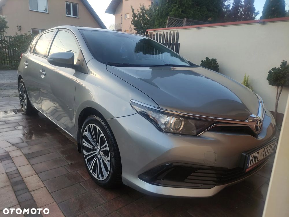 Toyota Auris 1.33 VVT-i Active - 1