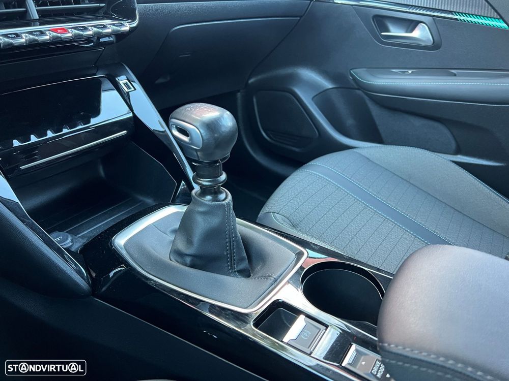 Peugeot 208 1.2 PureTech Allure Pack - 11