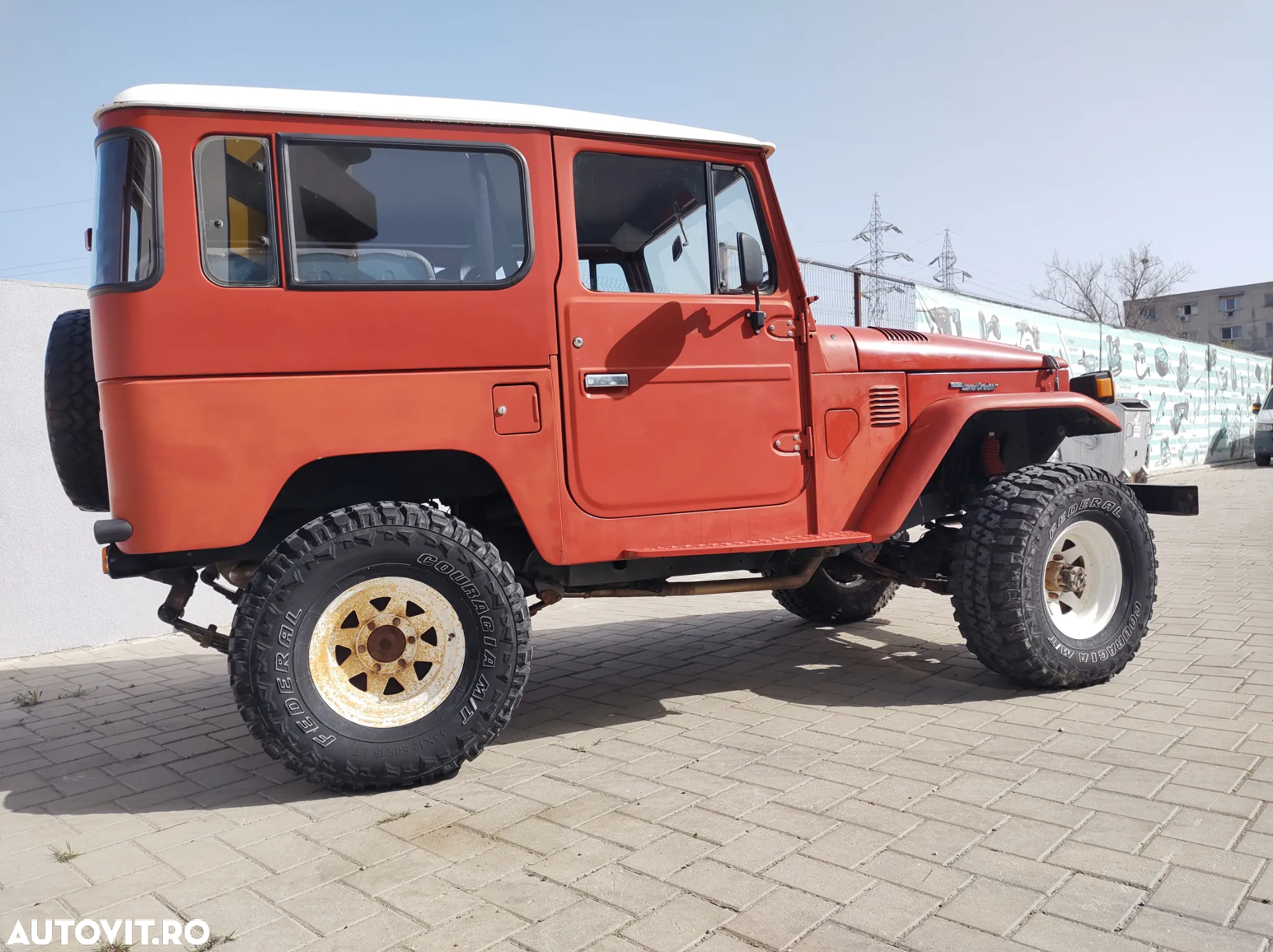 Toyota Land Cruiser - 10