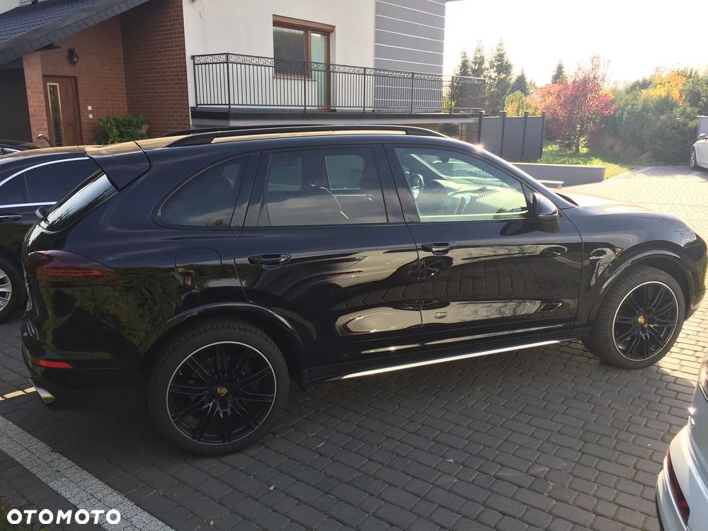 Porsche Cayenne Diesel Platinum Edition - 6