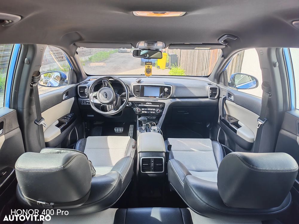 Kia Sportage 2.0 DSL 8AT HP 4x4 GT Line - 9