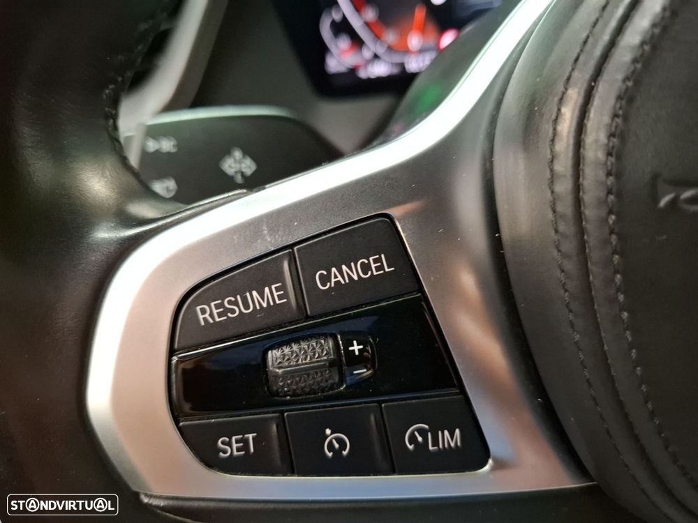 BMW 116 d Pack 50 anos M Auto - 16