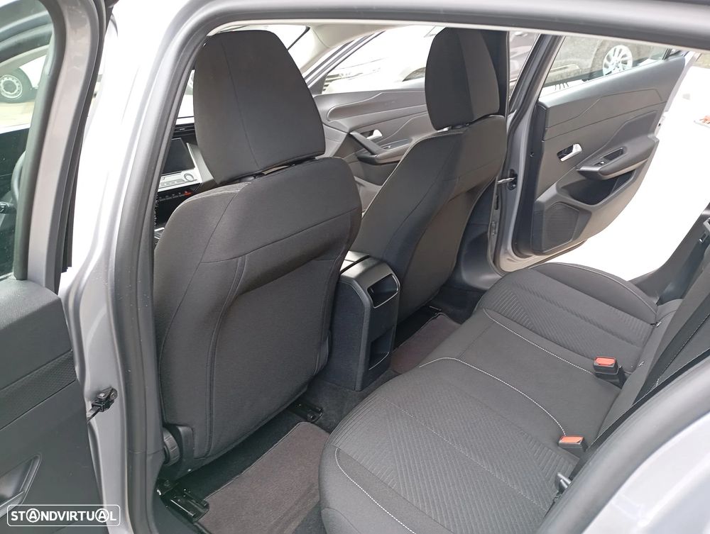 Peugeot 308 PureTech 130 EAT8 Active Pack - 11