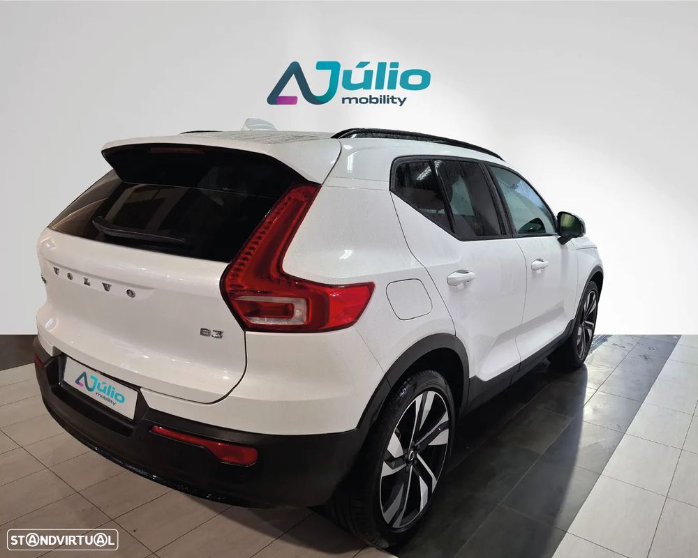 Volvo XC 40 2.0 B3 Plus Dark - 8
