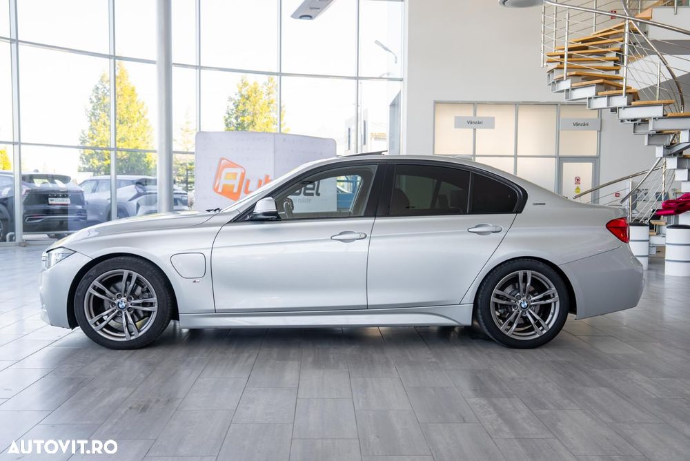 BMW Seria 3 320d Aut. Blue Performance Sport Line - 8