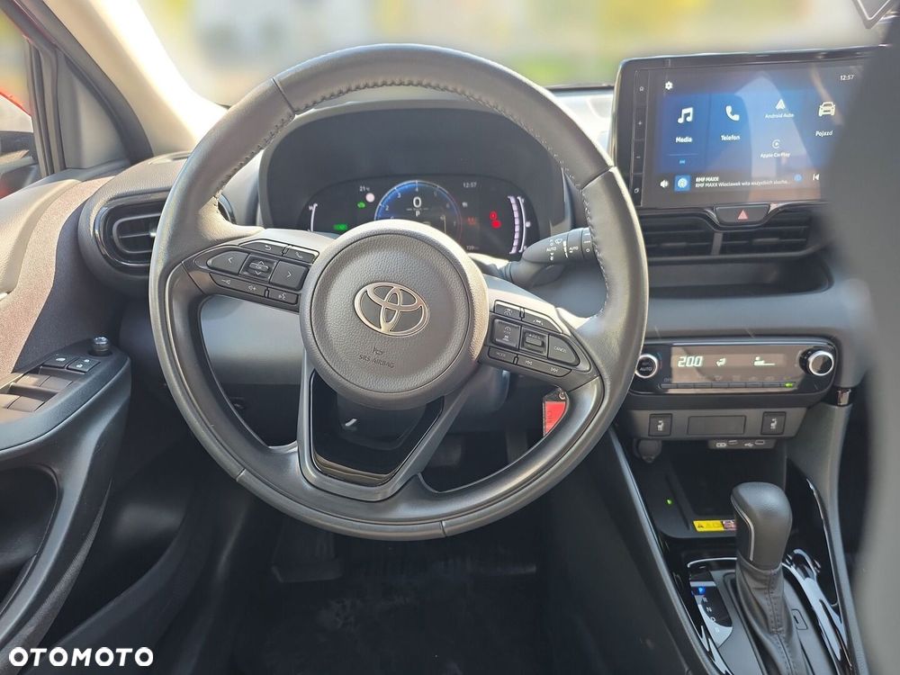 Toyota Yaris Hybrid 1.5 Style - 12