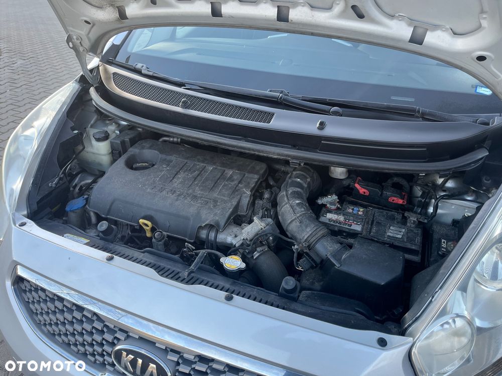 Kia Venga 1.4 CRDi 90 Attract - 14