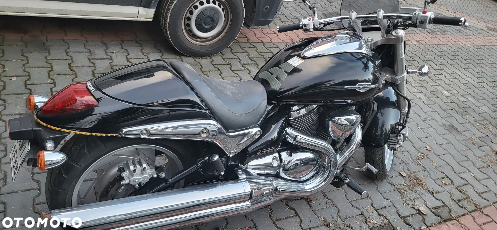 Suzuki Intruder - 4