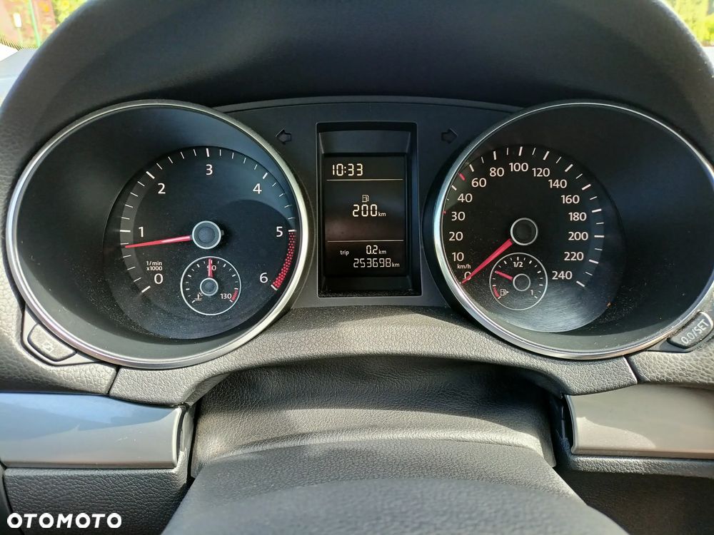 Volkswagen Golf 2.0 TDI Comfortline - 20