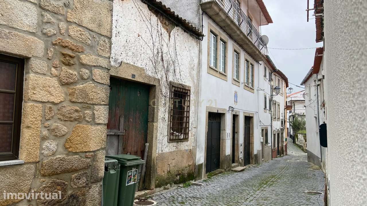 Moradia em ruína para recuperação total - Penamacor, Castelo Branco - Grande imagem: 2/6
