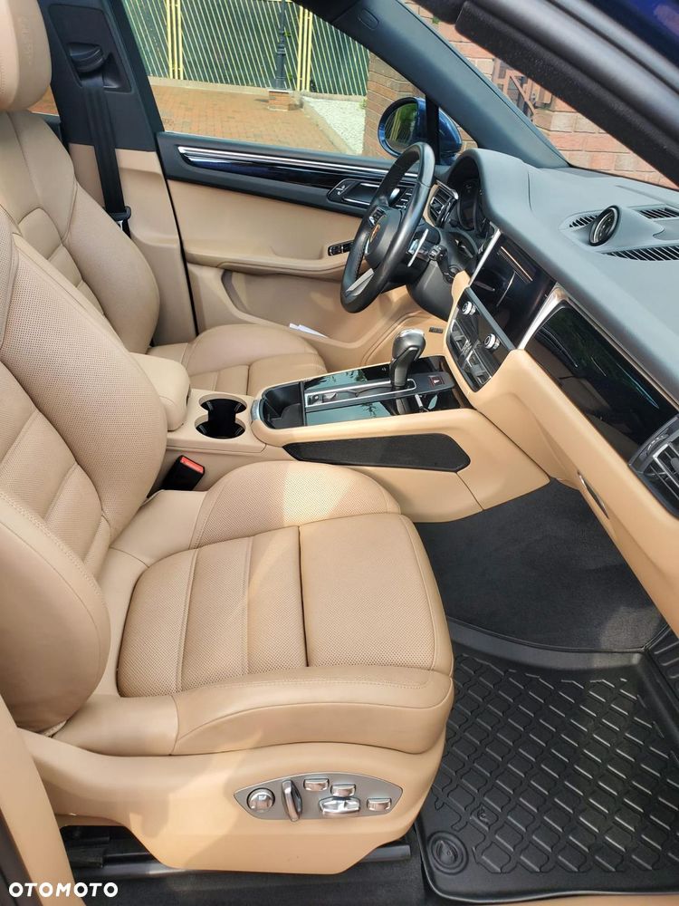 Porsche Macan - 15