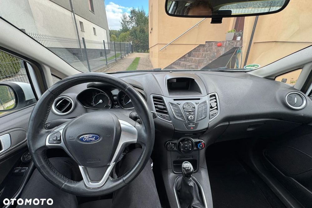 Ford Fiesta 1.25 Trend EU5 - 10