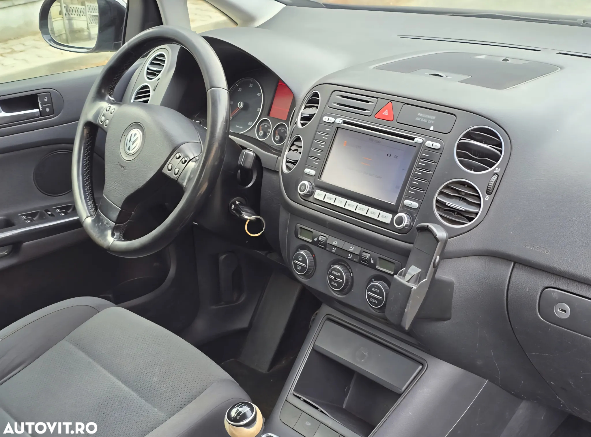Volkswagen Golf Plus 2.0 TDI Comfortline - 5