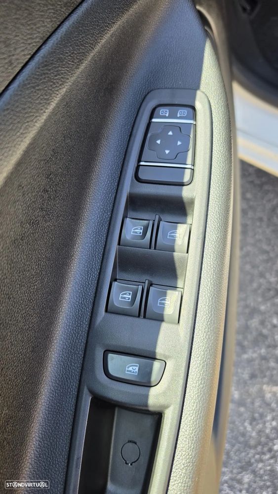 Renault Zoe (c/ Bateria) E-Tech EV50 Equilibre - 12